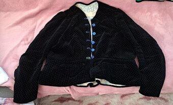 Krojové oblečenie - 2