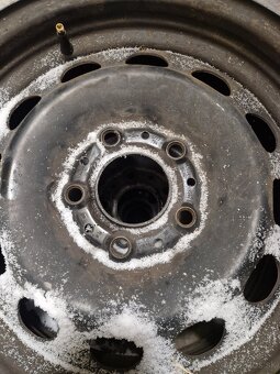 Predam/vymenim disky R16 BMW - 2