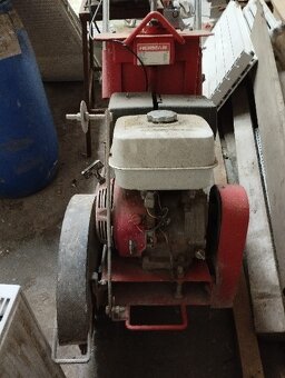Rezačka na beton a asfalt - 2