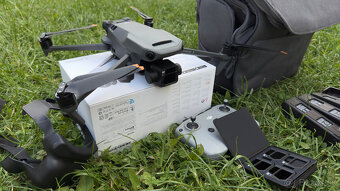 DJI Mavic 3 Fly More Combo + DJI MINI 2 - 2