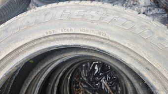 Letne pneu 235/55 r17 99v - 2