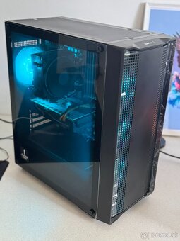 Predám herný počítač Intel i7 , RX 570 8GB ,18 GB RAM - 2