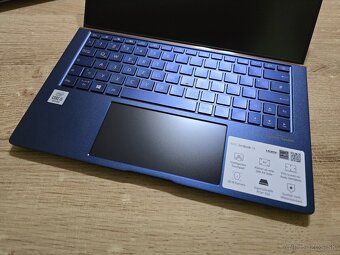 2 Displejovy štýlový Asus Zenbook 13 plnefunkcny s 8gb ram 5 - 2