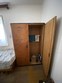 Starožitný nabytok - 2