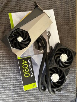 TOP MSI RTX 4090 Suprim Liquid X - 2