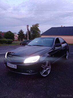 Predám Mercedes Benz w204 - 2