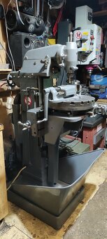 Frézka na kov Deckel FP1, prototyp z roku 1933 - 2