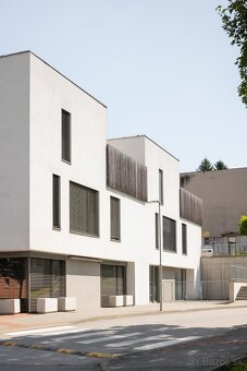Dom - 5 izbový byt v Stropkove – Centrum - 2