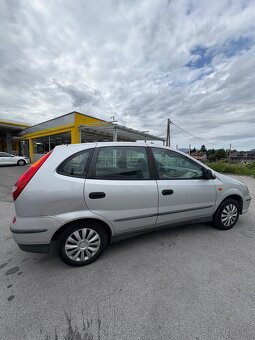 Nissan Almera Tino  1.8 Benzin - 2