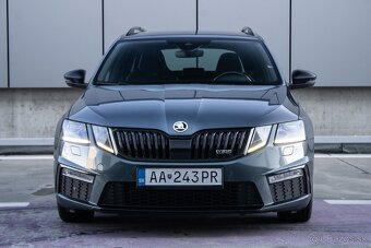 Škoda Octavia Combi 2.0 TDI RS - 2