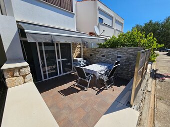 3-jizb. zariadený apartmán s terasou a záhradkou, Chorvátsko - 2