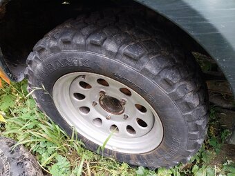 Suzuki Jimny kolesá R15 - 2