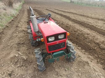 Predám malotraktor yanmar ym1300d - 2