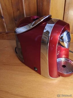 Predám Cafissimo COMPACT Red - 2