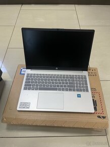 Predám notebook HP 15-fd0777nc Silver - 2