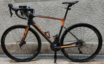 Cestny karbonovy bicykel Giant Defy Advanced 2 - 2