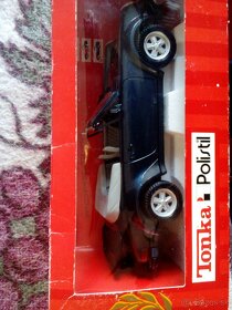 Predam auto zn Porsche Carrera 911 Pollistil 1:16 - 2