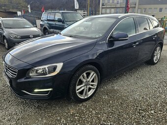 Volvo V60 D6 AWD 2.4 Plug-in Hybrid Diesel - 2