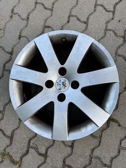 Peugeot - 2