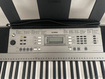 Klávesy Yamaha - 2
