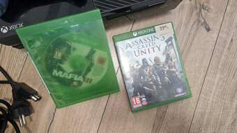 Xbox One 500GB + joypad, hry, káble - 2