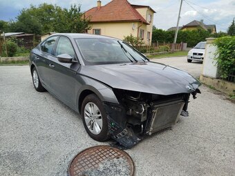 Škoda Octavia IV.1,5 TSI+HEV E-TEC Ambition DSG r.v.2024. - 2