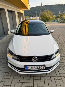 Volkswagen Jetta 1.2 TSI Comfortline - 2