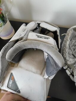 Hokejová brankárska lapačka a vyrážačka Bauer - 2