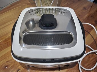 Fritéza TEFAL Versalio deluxe 9v1 - 2