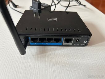 Wi-Fi Router D-link DIR 300 - 2