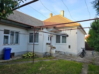 Predám rodinný dom vo Veľký Kostoľanoch na pozemku 2158 m² - 2