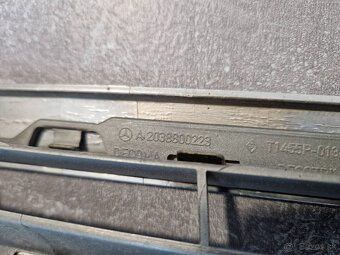 Maska Mercedes Benz C - 2