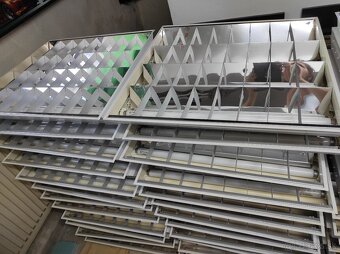 Kazetové neónové svetlá - 2