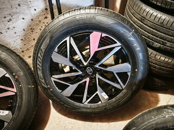 NOVÁ LETNÁ SADA - Toyota bZ4X - 18" alu DOT 25 - 2