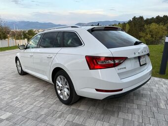 Škoda šuperb 2.0 TDi DSG - 2