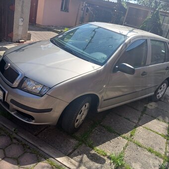 PREDAM ŠKODU FABIU (TOP STAV) - 2