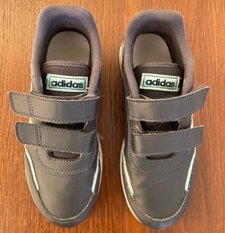 Detske koženne adidas tenisky - 2