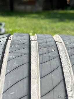 235/45 r18 Michelin Primacy 4 + - 2