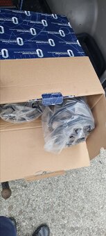 Struny zadnej nápravy Nissan Patrol y61. - 2