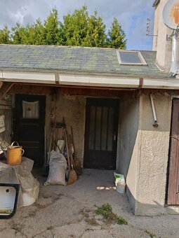 Predám poschodový dom - 2