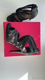 SMH, čierne sandále na opätku, 38, 10,5 cm, trblietavé - 2