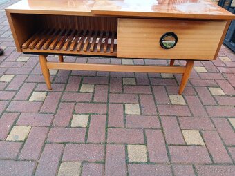 Predám Retro tv Komoda (stolík) - 2