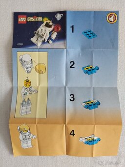 LEGO Town 6457 Astronaut Figure - 2