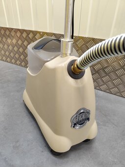 Profesionálny naparovač odevov Jiffy Steamer - 2