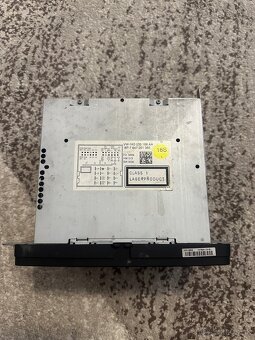 Autorádio golf 6 - 2