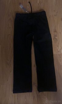 essentials teplaky - 2