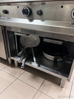 Plynový lávový grill - 2