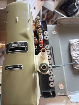 Bernina sijaci stroj - 2