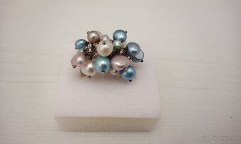 Strieborný prsteň s perličkami - 2