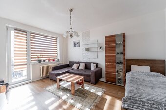 Rezervované KOMENSKÉHO 1 IZB.BYT LOGGIA KOŠICE-SEVER - 2
